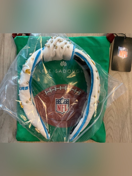 Lele Sadoughi Accessories - Lele Sadoughi, NWTs White & Blue Velvet knotted Headband, LA Chargers NFL Collab